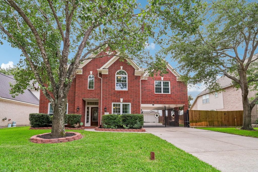 23921 Dorrington Estates Lane, Conroe, TX 77385