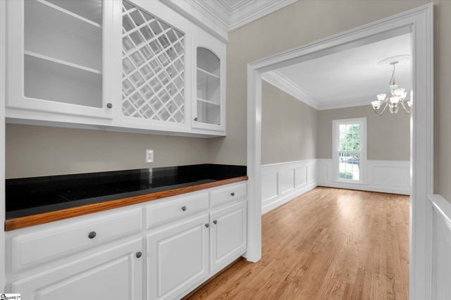 4 Fenwick Place, Greer, SC 29650