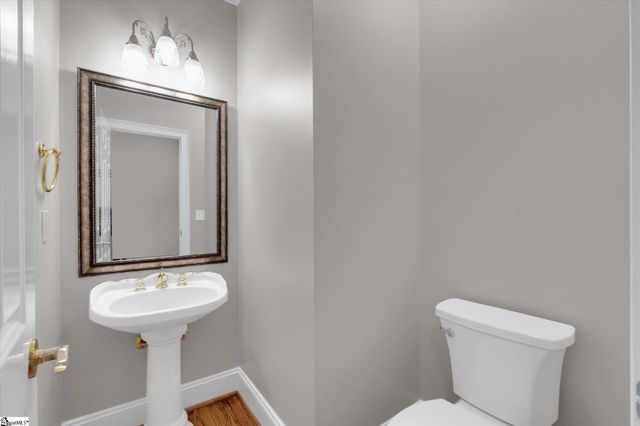 4 Fenwick Place, Greer, SC 29650