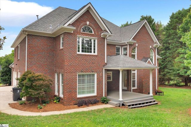 4 Fenwick Place, Greer, SC 29650