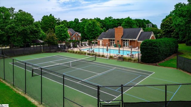 4 Fenwick Place, Greer, SC 29650