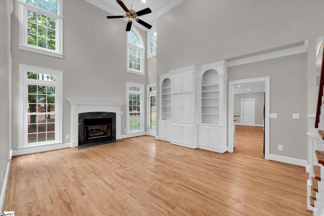 4 Fenwick Place, Greer, SC 29650