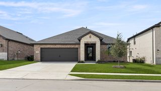 9113 Harrisburg Drive, Fort Worth, TX 76036