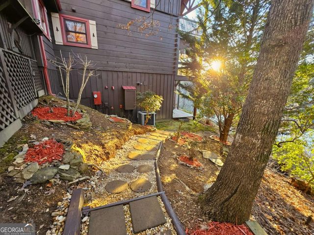 246 Adams Circle, Mineral Bluff, GA 30559