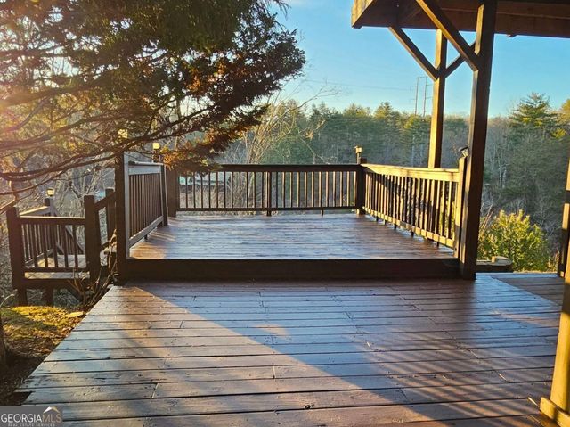 246 Adams Circle, Mineral Bluff, GA 30559