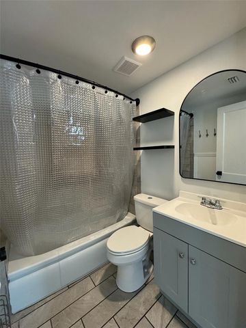 2650 25TH AVENUE N, St Petersburg, FL 33713