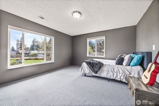 9601 128th Avenue NW, Gig Harbor, WA 98329