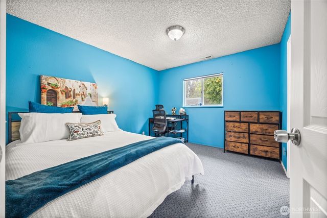 9601 128th Avenue NW, Gig Harbor, WA 98329