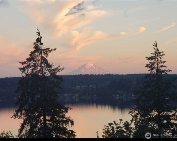 9601 128th Avenue NW, Gig Harbor, WA 98329
