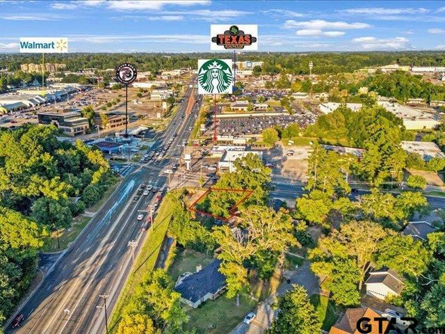 3709 Paluxy Dr., Tyler, TX 75703