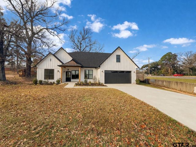 3709 Paluxy Dr., Tyler, TX 75703