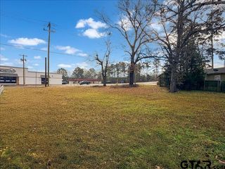 3709 Paluxy Dr., Tyler, TX 75703