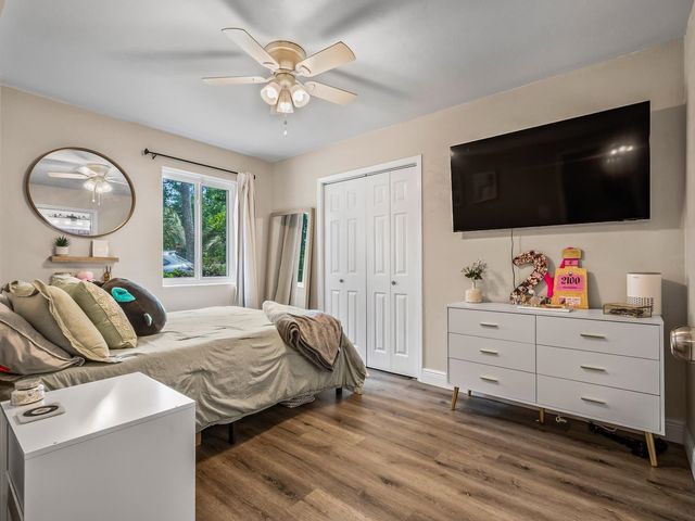 2402 Mexia Avenue, Tallahassee, FL 32304