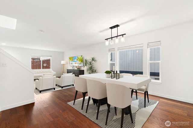 2428 NE 13th Street, Renton, WA 98056