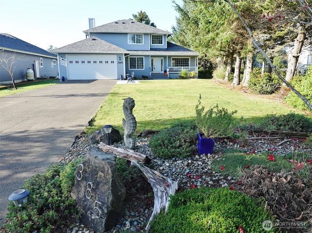 385 Eagle Nest Court SE, Ocean Shores, WA 98569