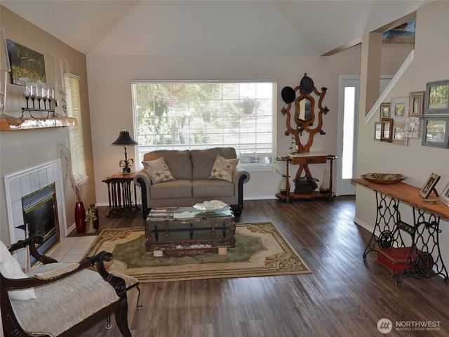 385 Eagle Nest Court SE, Ocean Shores, WA 98569