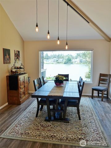 385 Eagle Nest Court SE, Ocean Shores, WA 98569