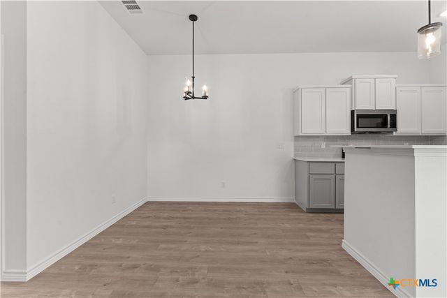 921 Ashwood Drive, Harker Heights, TX 76548