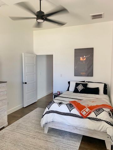10903 Vicksburg Avenue, Lubbock, TX 79424