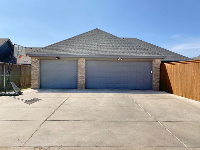 10903 Vicksburg Avenue, Lubbock, TX 79424