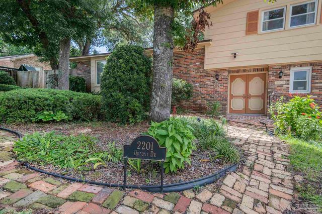 2201 Dupont Dr, Pensacola, FL 32503