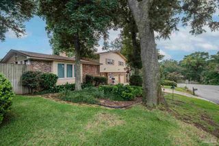 2201 Dupont Dr, Pensacola, FL 32503