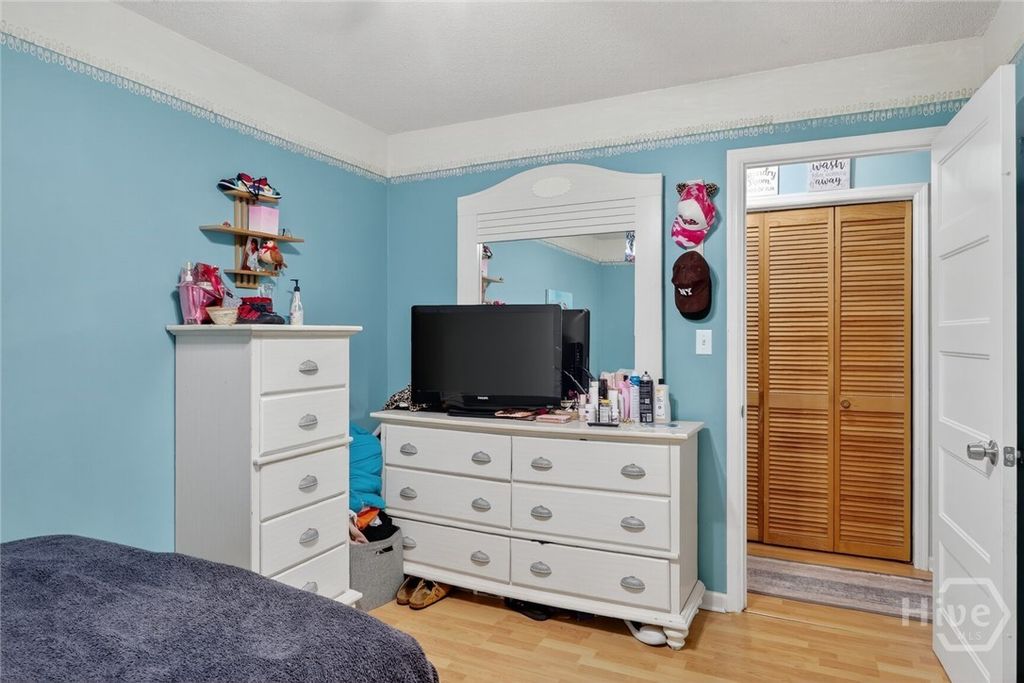 Image 16 of property listing at 113 Jones Avenue, Tybee Island, GA 31328