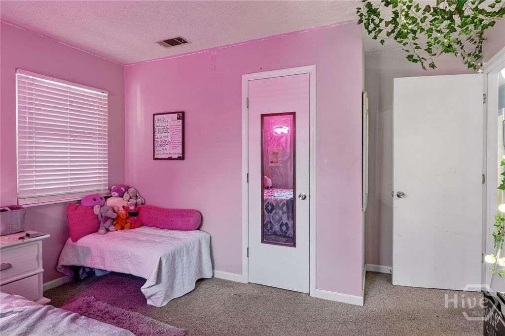 Image 18 of property listing at 113 Jones Avenue, Tybee Island, GA 31328