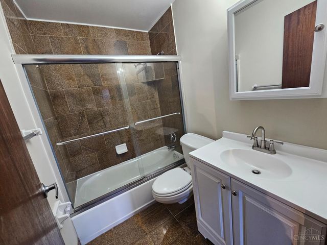 1815 Wm H Taft Road, Cincinnati, OH 45206