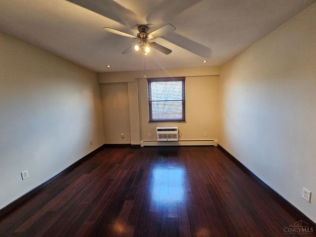 1815 Wm H Taft Road, Cincinnati, OH 45206