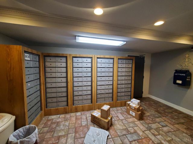 1815 Wm H Taft Road, Cincinnati, OH 45206