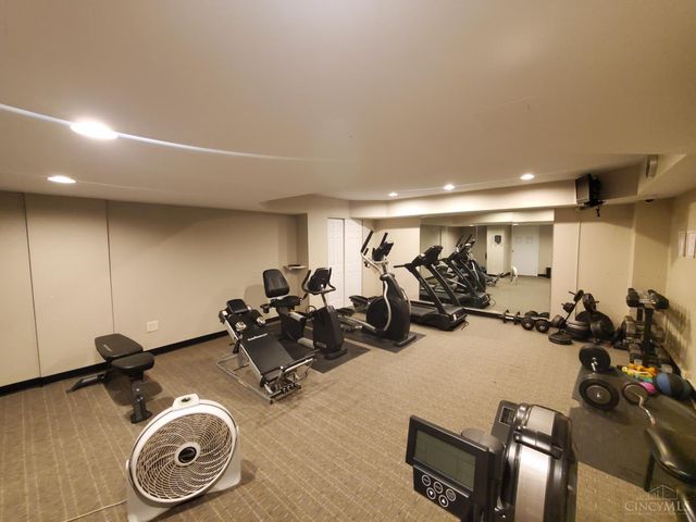 1815 Wm H Taft Road, Cincinnati, OH 45206