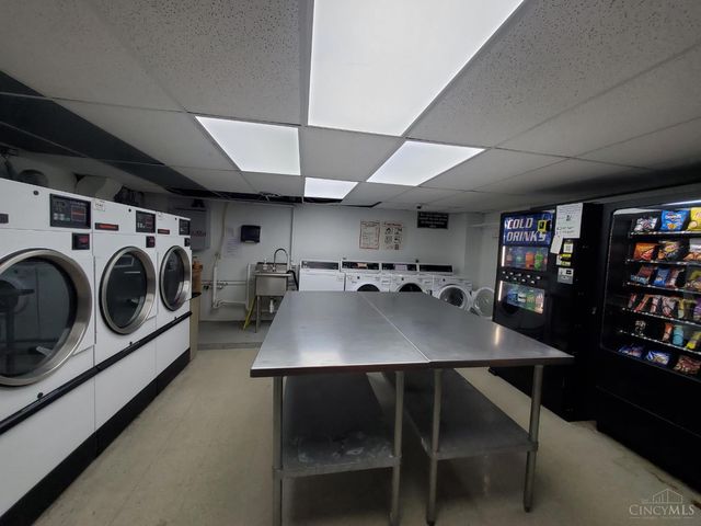 1815 Wm H Taft Road, Cincinnati, OH 45206