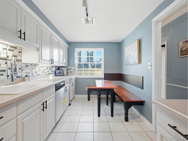 7201 E Quincy Ave 102, Denver, CO 80237