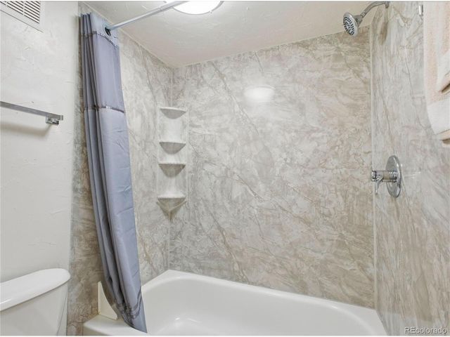 7201 E Quincy Ave 102, Denver, CO 80237