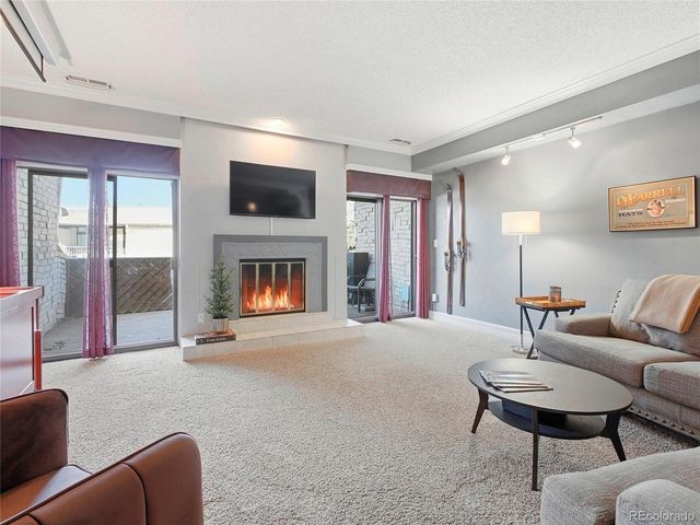 7201 E Quincy Ave 102, Denver, CO 80237