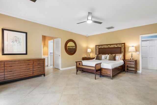 110 Glenbrook Court, Atlantis, FL 33462