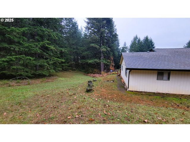 25346 WHEATON Ln, Veneta, OR 97487
