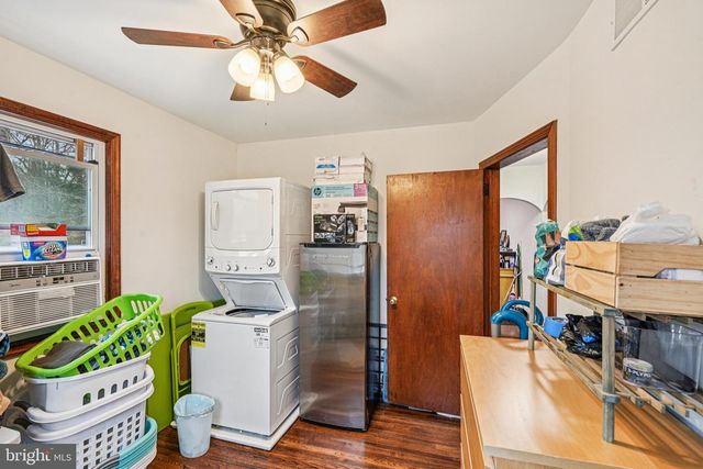 1232 PENNSYLVANIA AVE, Franklinville, NJ 08322