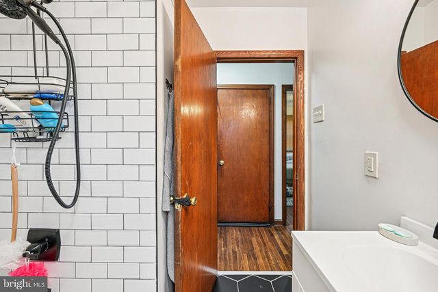 1232 PENNSYLVANIA AVE, Franklinville, NJ 08322