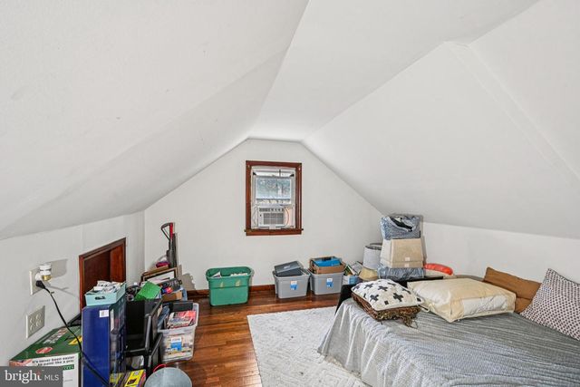 1232 PENNSYLVANIA AVE, Franklinville, NJ 08322