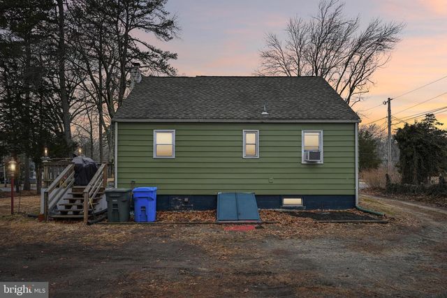 1232 PENNSYLVANIA AVE, Franklinville, NJ 08322