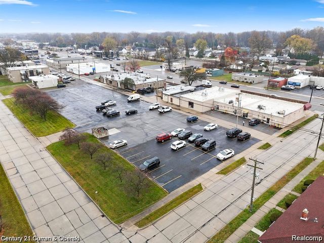 30960 Ford Road, Garden City, MI 48135