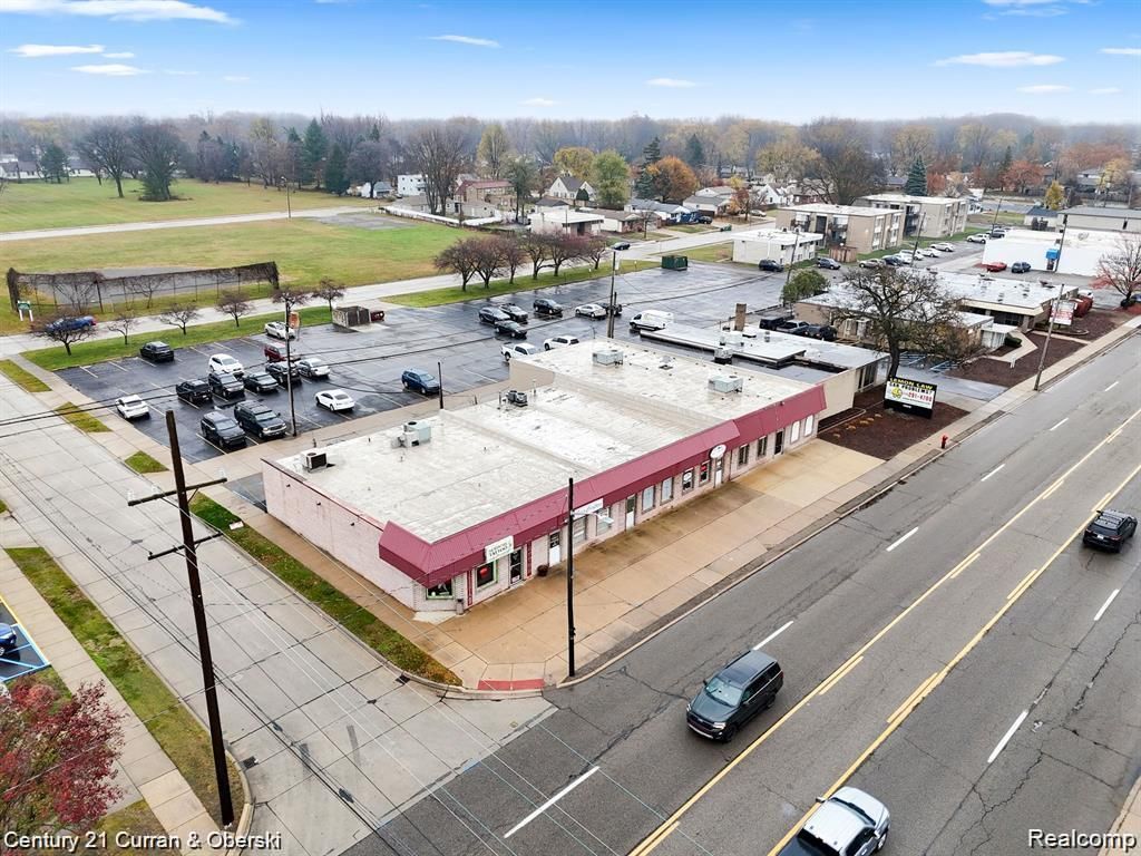 30960 Ford Road, Garden City, MI 48135