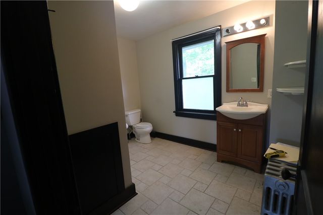 7936 Saint Lawrence Ave, Swissvale, PA 15218