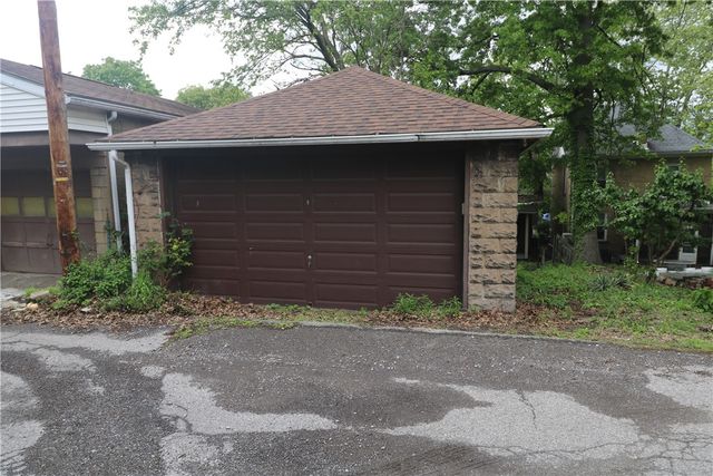 7936 Saint Lawrence Ave, Swissvale, PA 15218