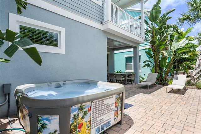 8053 LOST SHAKER LN, Kissimmee, FL 34747