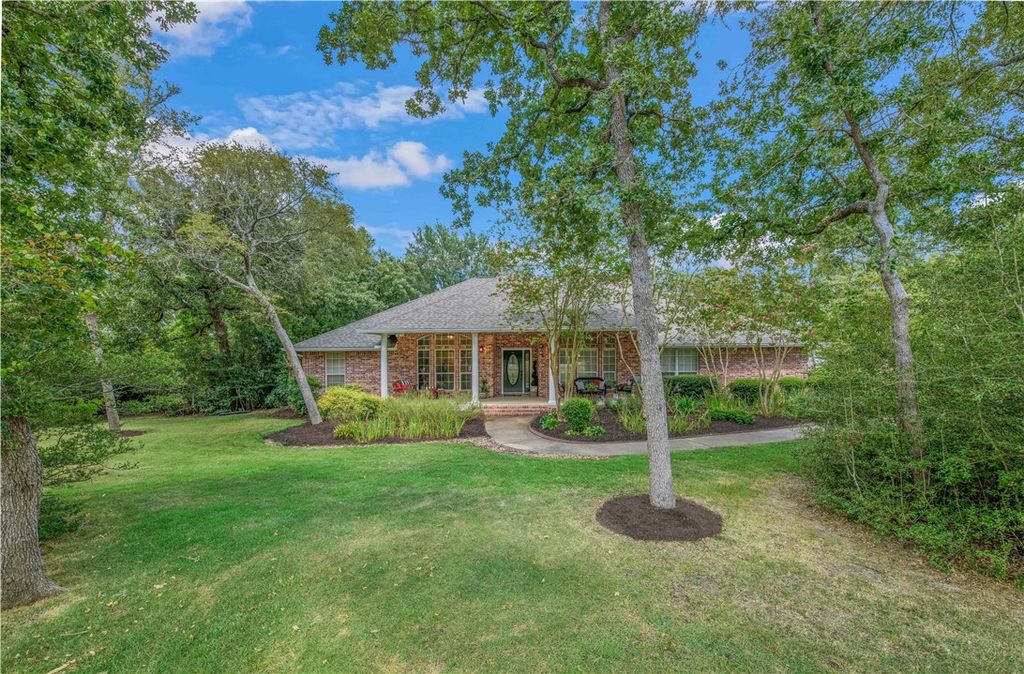 1625 Harpers Ferry Road, College Station, TX 77845 — photo 2
