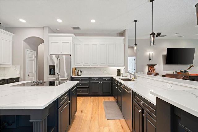 2805 BERWICK DRIVE, Tarpon Springs, FL 34688