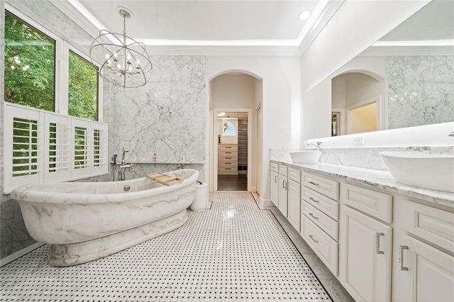 2805 BERWICK DRIVE, Tarpon Springs, FL 34688